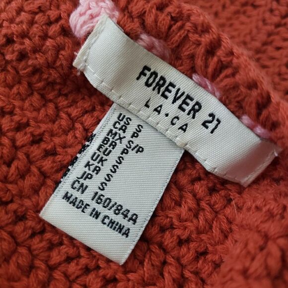 Forever 21 Crochet Halter Top S - Picture 4 of 5